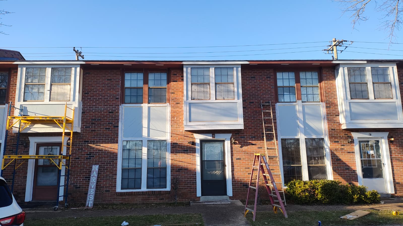 Exterior 5
